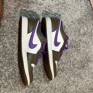 Jordan Sneakers in Purple and Brown